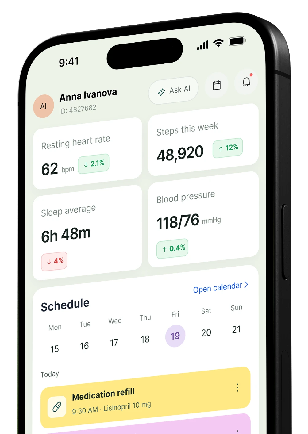 HealthHub mobile interface: steps, heart rate and health metrics